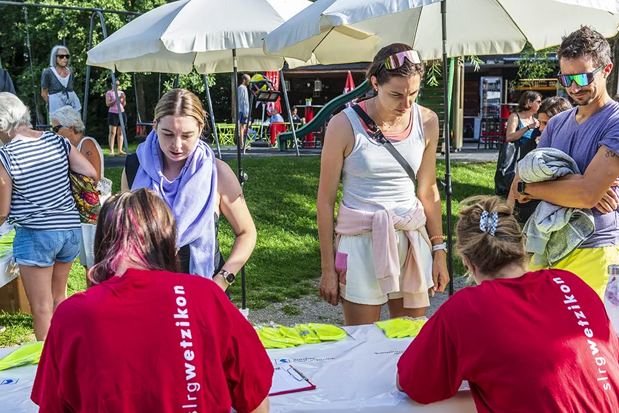 Pressefotografie aus Pf�ffikon