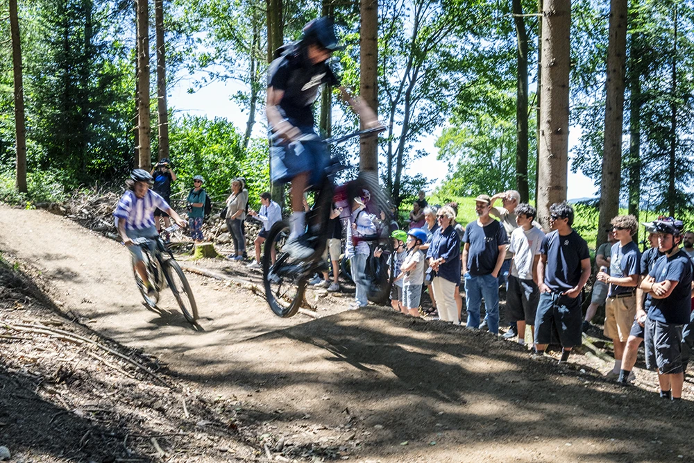 4 Lines und 23 Features, das ist der Bikepark in Pf�ffikon